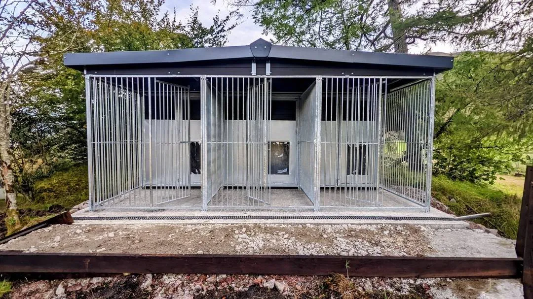 Benchmark Dog Kennel with Apex Roof - Triple 10 x 10ft, Eco Thermal Range