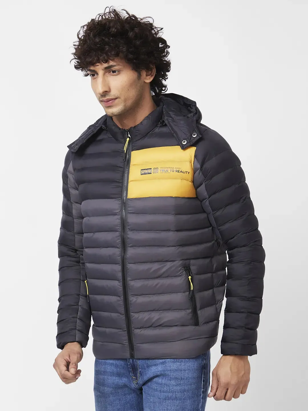 Men'S Color Blocked Puffer Jacket With Embroidered Sleeve Badge