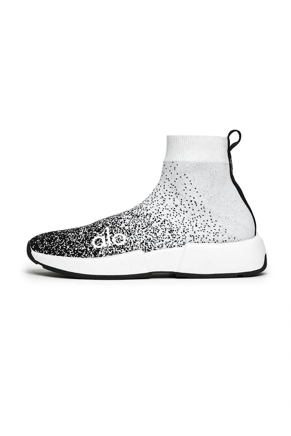 Women's Velocity Knit Sneaker - Digi