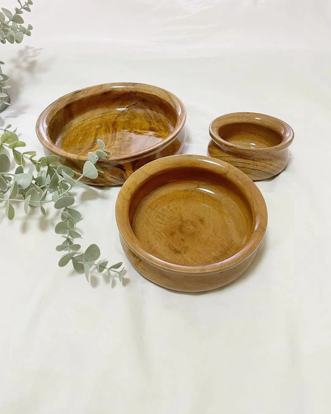 Wooden Twist Acacia Wood Bowl Set of 3 - Rustic Serving Bowls for Fruits or Salads